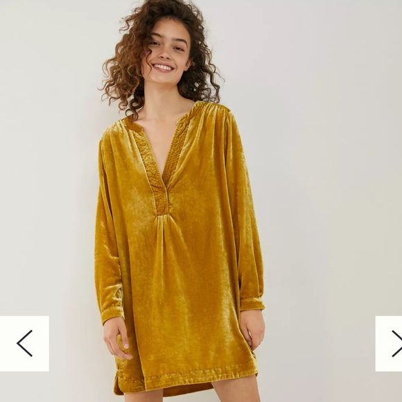 Anthropologie Dresses & Skirts - Anthropologie Women’s Melody Velvet Tunic Dress Size XS